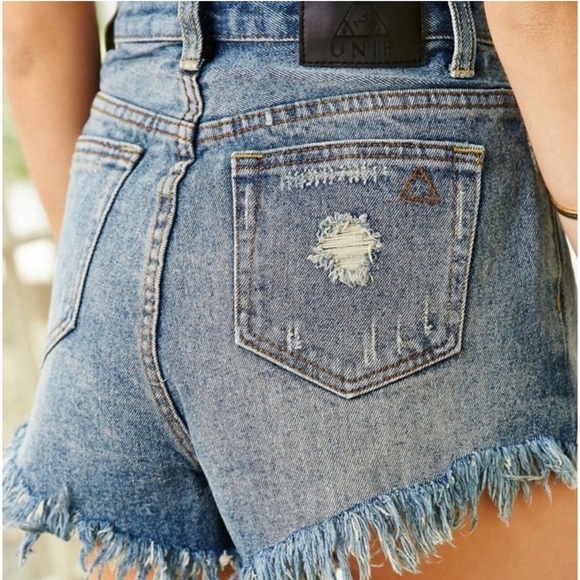 UNIF High Waist Cut Off Denim Shorts Size 26 - Picture 3 of 9